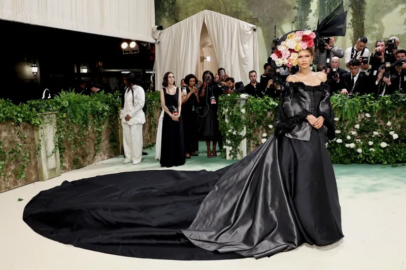 All of the Met Gala 2024 Celebrity Red Carpet Fashion Looks